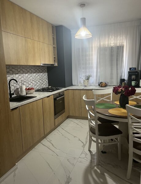 Basarabia, Diham x Bv Chisinau - 10 minute metrou Costin Georgian